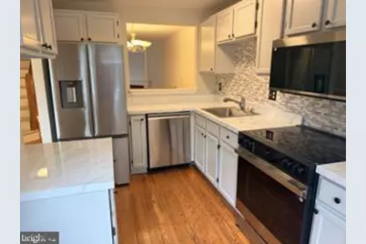 7315 Castleberg Court, Alexandria, VA 22315 - Photo 11