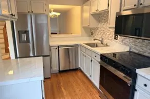 7315 Castleberg Ct, Alexandria, VA 22315 - Photo 11