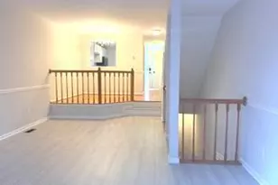 7315 Castleberg Ct, Alexandria, VA 22315 - Photo 5
