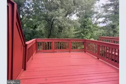 7315 Castleberg Court, Alexandria, VA 22315 - Photo 37