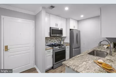 5575 Seminary Road #102, Falls Church, VA 22041 - Photo 9