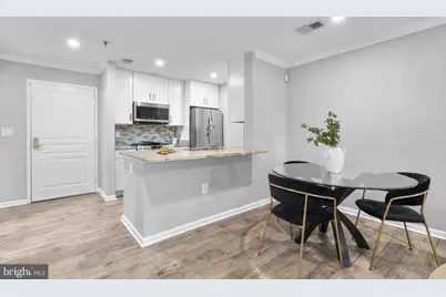 5575 Seminary Road #102, Falls Church, VA 22041 - Photo 7
