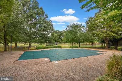 5575 Seminary Road #102, Falls Church, VA 22041 - Photo 3