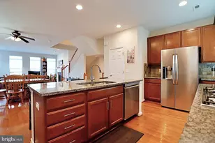 9612 Stockwell Ln, Fairfax, VA 22031 - Photo 7