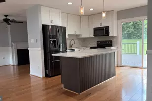 4217 Kincaid Ct, Chantilly, VA 20151 - Photo 7