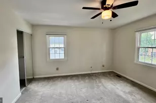 4217 Kincaid Ct, Chantilly, VA 20151 - Photo 17