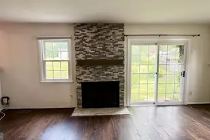 4217 Kincaid Ct, Chantilly, VA 20151 - Photo 11