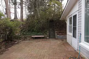 7029 Woodley Ln, Falls Church, VA 22042 - Photo 3