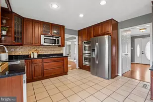 4609 Sand Rock Ln, Chantilly, VA 20151 - Photo 11
