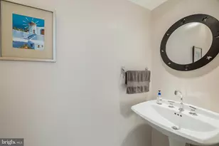 11030 Thrush Ridge Rd, Reston, VA 20191 - Photo 23