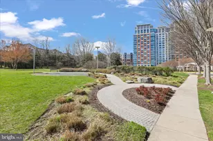 8220 Crestwood Heights Dr, McLean, VA 22102 - Photo 27