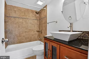 9702 Kingsbridge Dr, Fairfax, VA 22031 - Photo 11