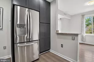 9702 Kingsbridge Dr, Fairfax, VA 22031 - Photo 5