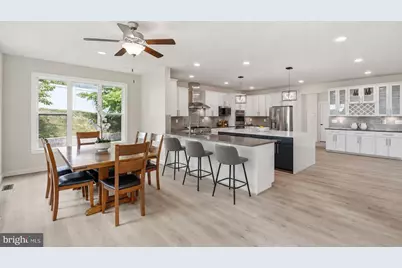 7821 Old Falls Road, McLean, VA 22102 - Photo 19