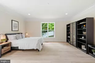 7821 Old Falls Rd, McLean, VA 22102 - Photo 21