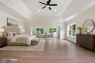 7821 Old Falls Rd, McLean, VA 22102 - Photo 25