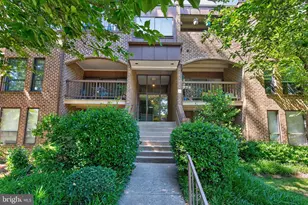 11260 Chestnut Grove Square, Reston, VA 20190 - Photo 1