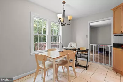 2026 Westwood Forest Drive, Vienna, VA 22182 - Photo 5