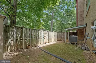 9599 Blake Park Ct, Fairfax, VA 22031 - Photo 45