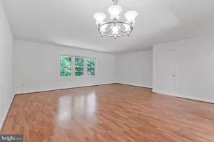 9599 Blake Park Ct, Fairfax, VA 22031 - Photo 21