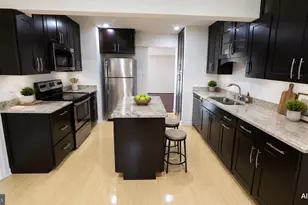 6152 Strasburg Dr, Centreville, VA 20121 - Photo 15