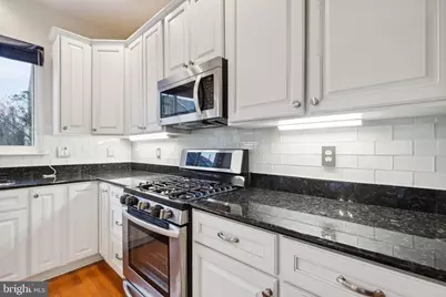 6336 Dunman Way, Kingstowne, VA 22315 - Photo 15