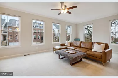 6336 Dunman Way, Kingstowne, VA 22315 - Photo 7
