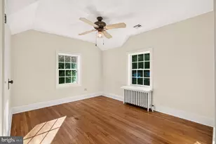 2827 Maple Ln, Fairfax, VA 22031 - Photo 33