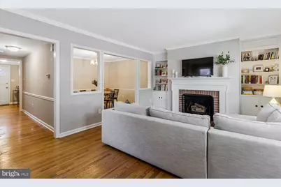 6806 Melrose Drive, McLean, VA 22101 - Photo 11