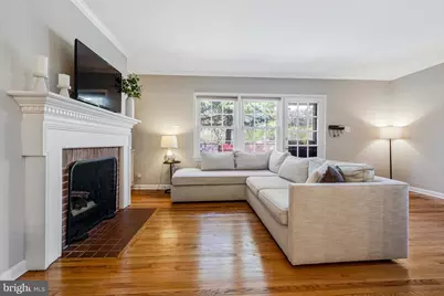6806 Melrose Drive, McLean, VA 22101 - Photo 9