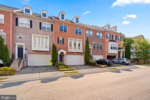 12147 Monteith Ln, Fairfax, VA 22030 - Photo 41