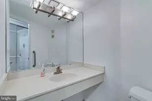 5904 Mt Eagle Dr, Alexandria, VA 22303 - Photo 19