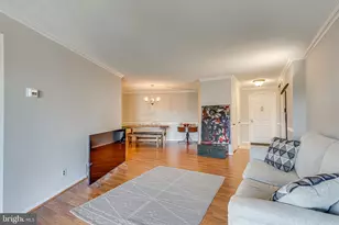 5904 Mt Eagle Dr, Alexandria, VA 22303 - Photo 5