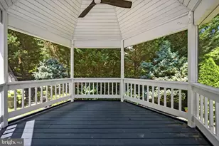 1256 New Bedford Ln, Reston, VA 20194 - Photo 7