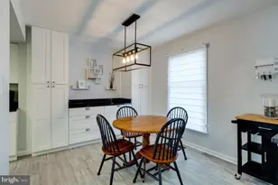 9013 Kerrydale Ct, Springfield, VA 22152 - Photo 3