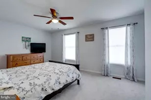 9013 Kerrydale Ct, Springfield, VA 22152 - Photo 17