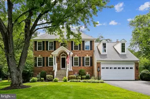 15341 Stillfield Ct, Centreville, VA 20120 - Photo 1