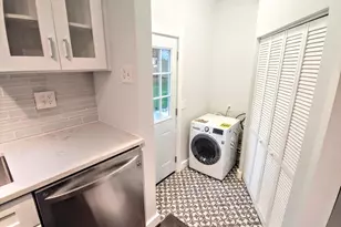2510 Jamaica Dr, Alexandria, VA 22303 - Photo 7