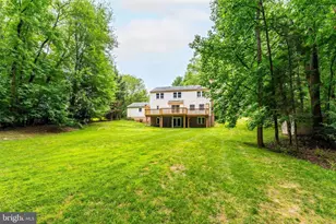 11618 Holly Briar Ln, Great Falls, VA 22066 - Photo 7