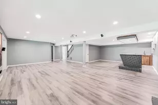 11618 Holly Briar Ln, Great Falls, VA 22066 - Photo 55