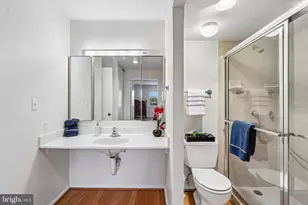 5901 Mt Eagle Dr, Alexandria, VA 22303 - Photo 25