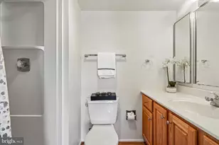 5901 Mt Eagle Dr, Alexandria, VA 22303 - Photo 19