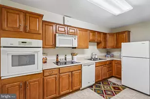 5901 Mt Eagle Dr, Alexandria, VA 22303 - Photo 13