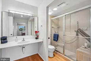 5901 Mt Eagle Dr, Alexandria, VA 22303 - Photo 21