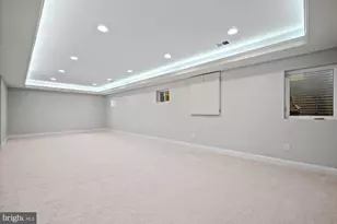 10215 Martinhoe Dr, Vienna, VA 22181 - Photo 67