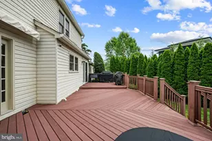 10215 Martinhoe Dr, Vienna, VA 22181 - Photo 73