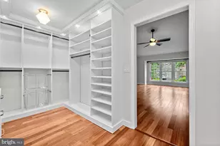 10215 Martinhoe Dr, Vienna, VA 22181 - Photo 37