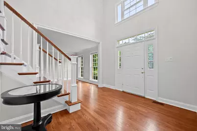 10215 Martinhoe Drive, Vienna, VA 22181 - Photo 7