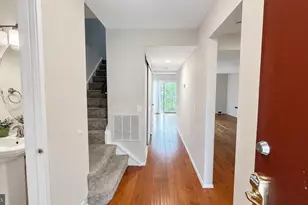2473 Glengyle Dr, Vienna, VA 22181 - Photo 1