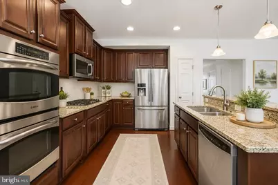 5722 Callcott Way #B, Alexandria, VA 22312 - Photo 5